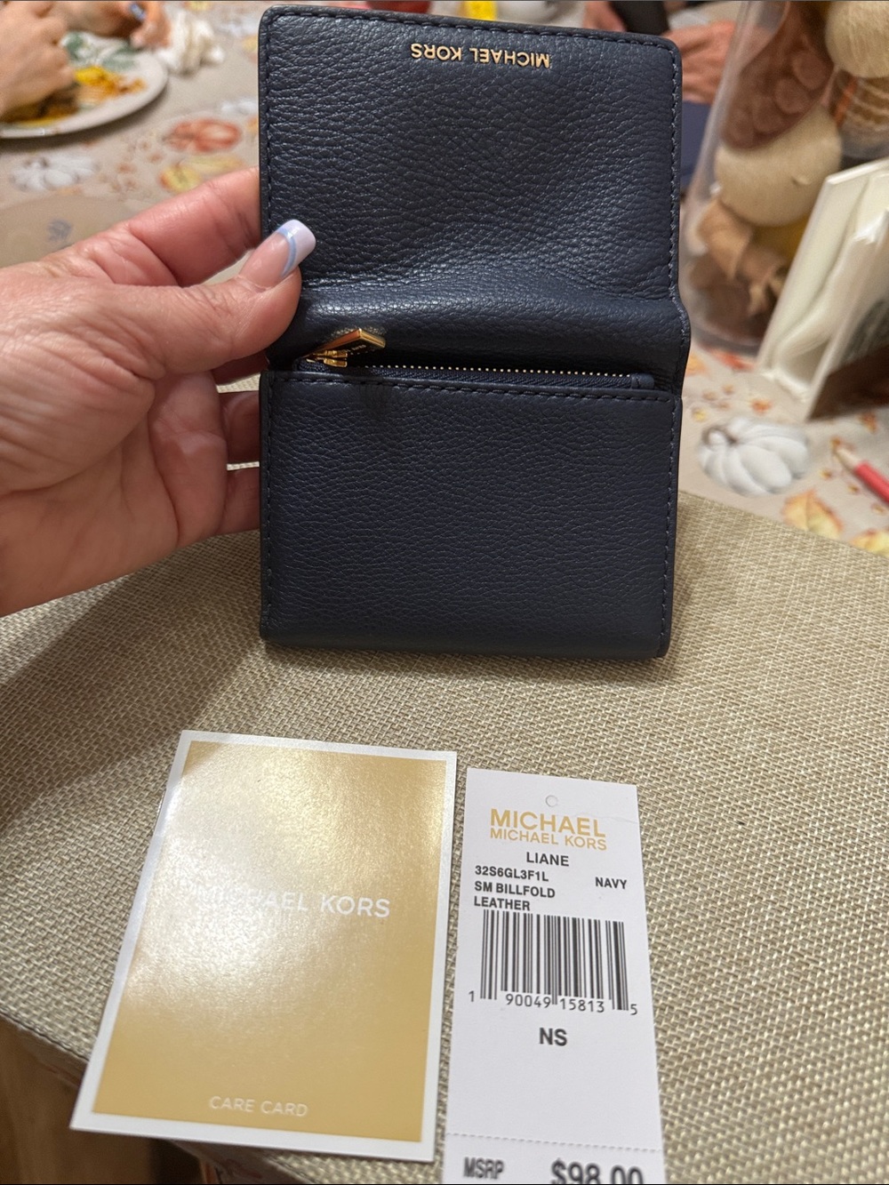 Michael Kors Navy Leather Trifold Card & Key Holder - Picture 4 of 4